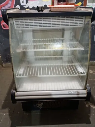 Vitrine refrigerada