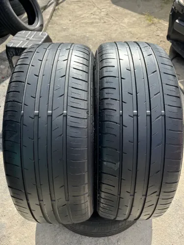 PAR DE PNEU 215/55-17 DUNLOP SP SPORT 