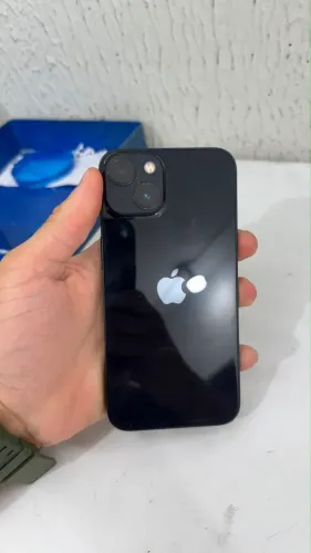 iPhone 13 midnight black 