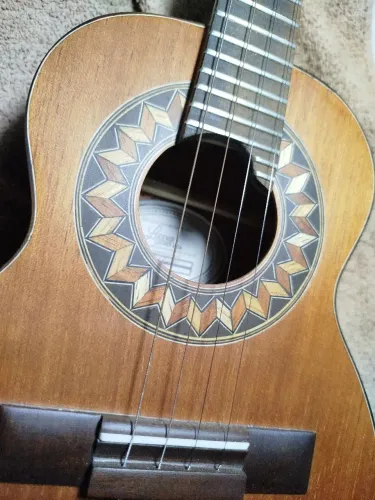 CAVAQUINHO LUTHIER 