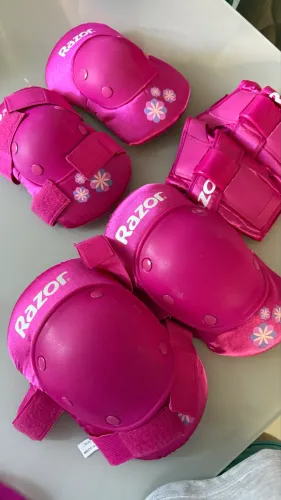 Vendo kit proteção infantil feminino