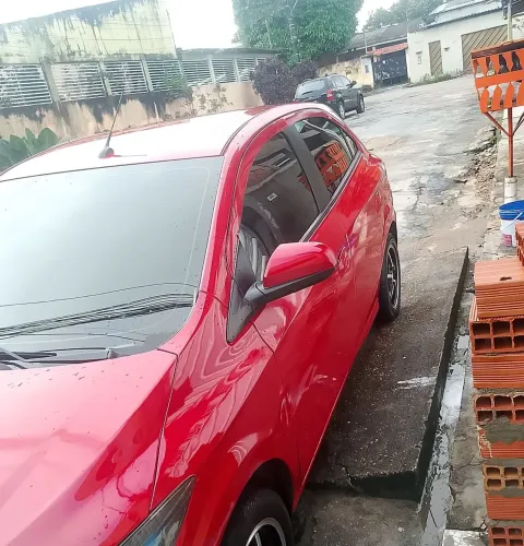 Chevrolet Onix Hatch LT 1.0 8V Flex Power Mec. 4P 2013