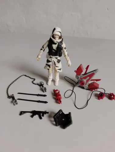 COMANDOS EM AÇÃO STORM SHADOW TAMANHO 10 CM HASBRO