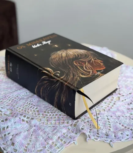 Victor Hugo - ?Os Miseráveis? Edição Martin Claret Capa Dura