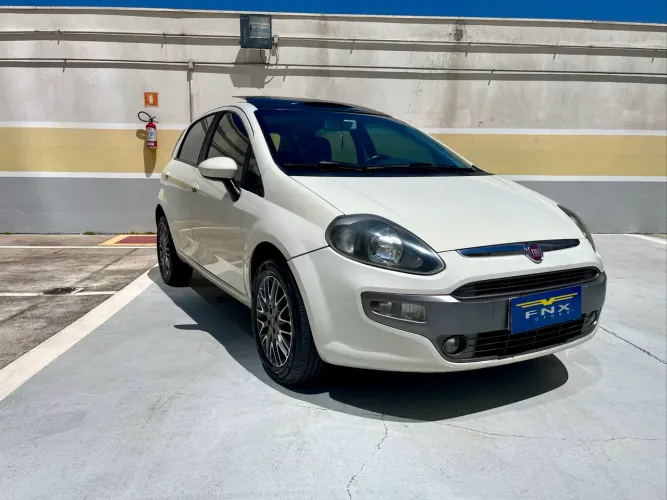 Fiat Punto Essence SP 1.6 Flex 16V 5P 2014