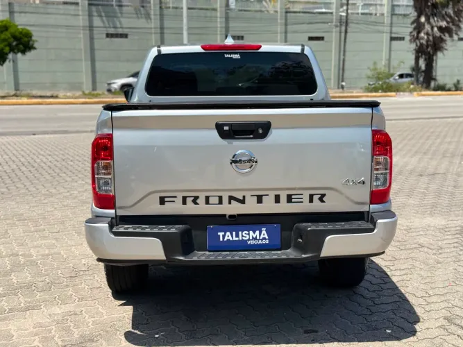 Nissan Frontier SE CD 4X4 2.3 Bi-TB Diesel Aut. 2023