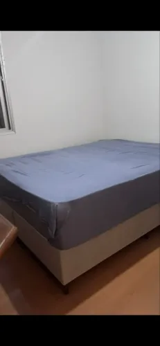 Cama casal Queen Size 