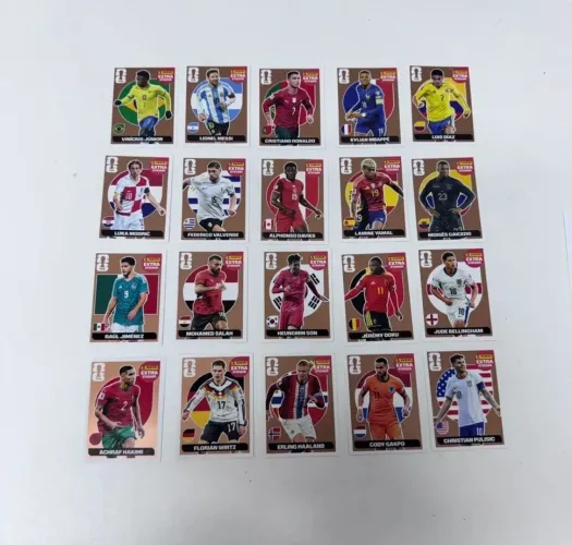 Cartinhas da copa legends