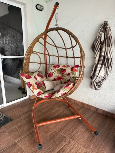 Lindo balanço com suporte
