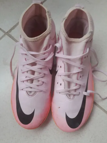 Vendo tenis marca nake numero 36