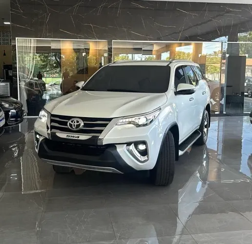 Toyota Hilux SW4 SRX Diamo. 4X4 2.8 TB DIE AUT 2019