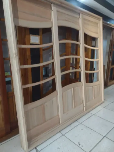 Porta balcão Amazonas 215x230 madeira eucalipto rosa 