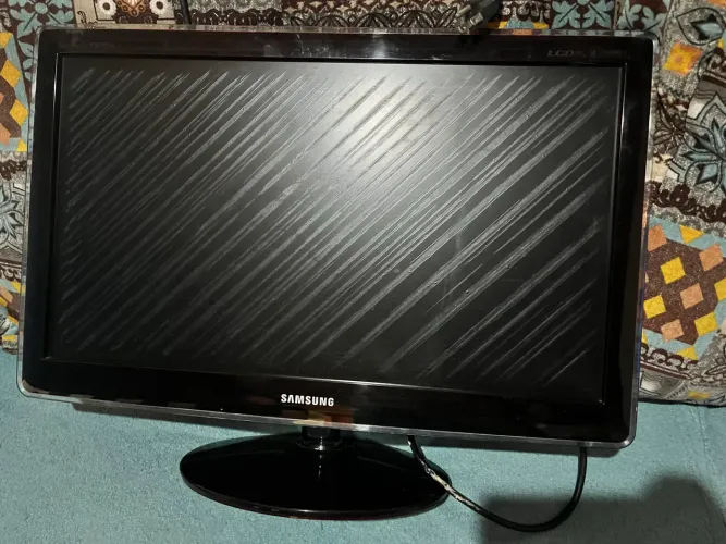 Monitor Samsung P2470HN