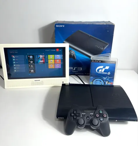 PS3 super slim 250 GB