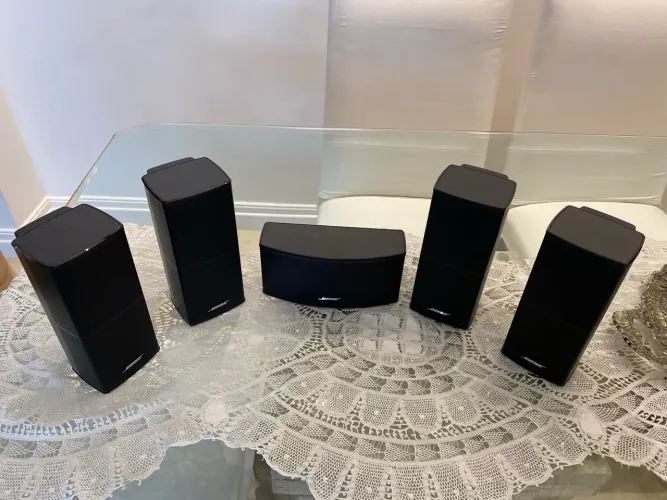 5 caixas de som bose direct reflecting series ii pretas.