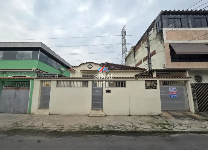 Casa 3 Quartos e vaga na garagem em Brás de Pina