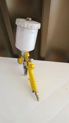 Pistola de pintura automotiva
