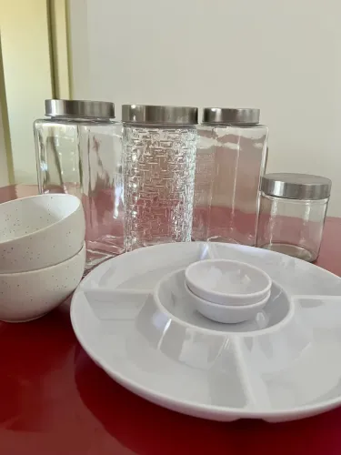 VENDO POTES, CUMBUCA E PETISQUEIRA (motivo: mudança)