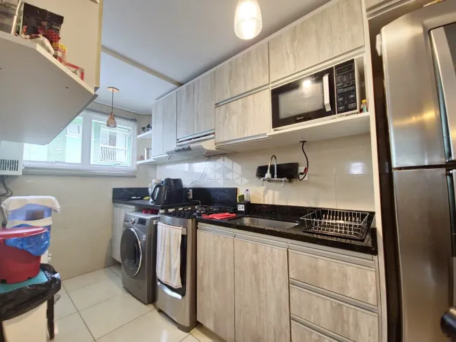 Apartamento de 2 dormitórios no Ilse Schafer
