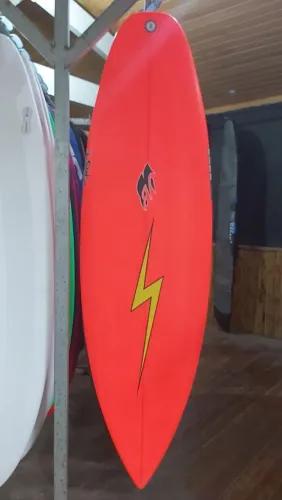 Prancha surf (raio) UDO Bastos 5'10 20 32l