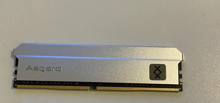 Memória RAM Asgard 16GB 3200MHZ