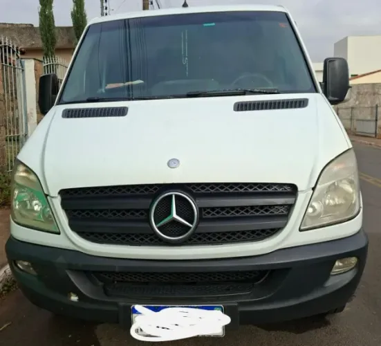 Mercedes-Benz Sprinter 311 Furgão Longo 2.2 Dies 2014