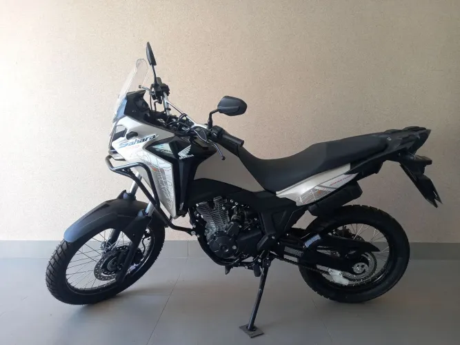 HONDA SAHARA ADVENTURE 300 ANO 2026/2026