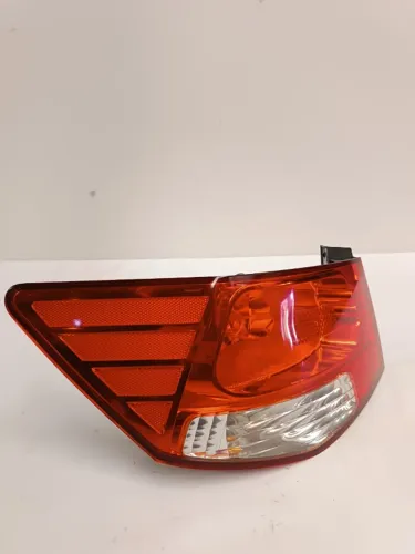 Lanterna Traseira Lado Esquerdo Kia Cerato 2009 A 2012 | Canto - Usada/Original