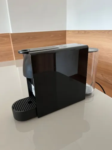 Nespresso Essenza Mini Preta 110V - Nova, Nunca Usada!