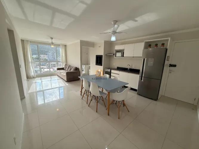 Apartamento à venda, no Garden Village em Balneário Camboriú, NAÇÕES, com 2 quartos, 67,00
