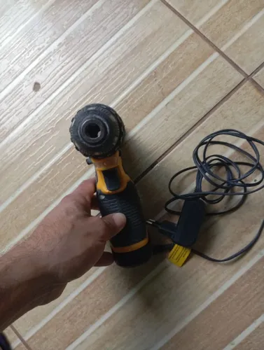 Parafusadeira com bateria