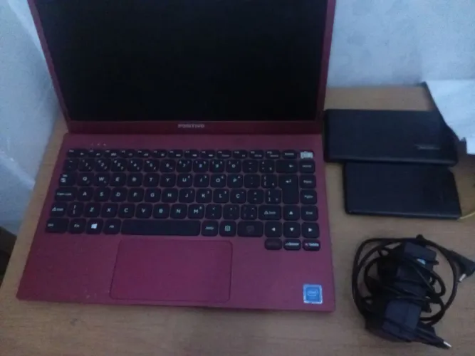 NOTEBOOK POSITIVO MOTION RED Q464C +2 PORTATEIS