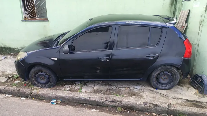 Renault Sandero Authentique Hi-flex 1.0 16V 5P 2011