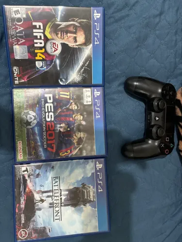 3 jogos de PlayStation + controle do PlayStation 4