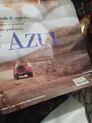 POSTER ORIGINAL DO FILME CÉU AZUL DO ANO DE 1994 MEDINDO 90 X 64 ,COM DESGASTES
