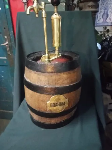 Barril de chopp antigo Brahma original em madeira 