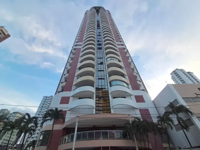 VENDO APTO EXCLUSIVO COM 03 SUITES , NASCENTE E SUPER VENTILADO