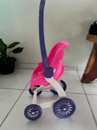 CARRINHO DE BONECA