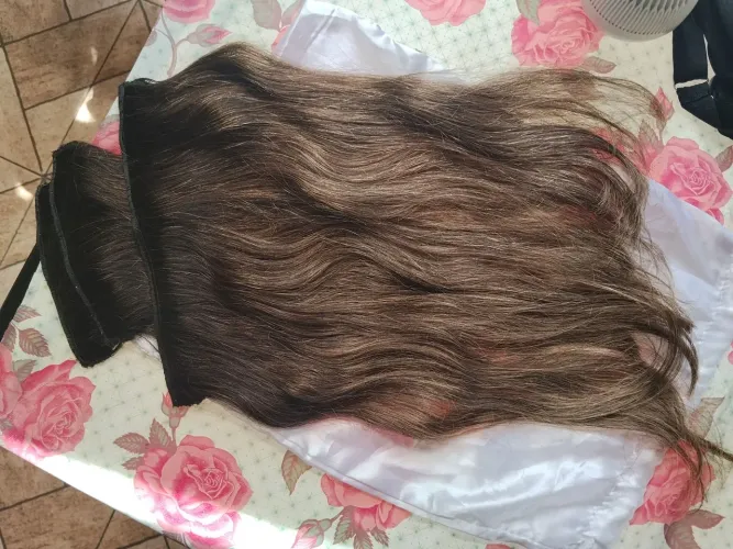 Mega hair no tique taque
