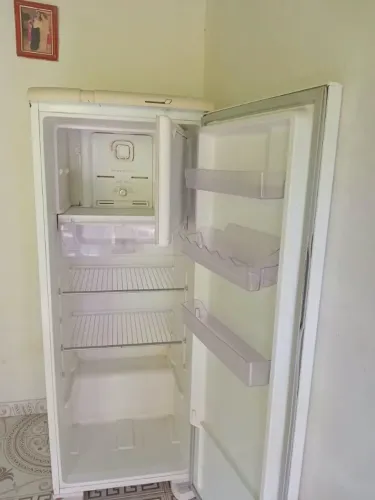 Geladeira gelo seco