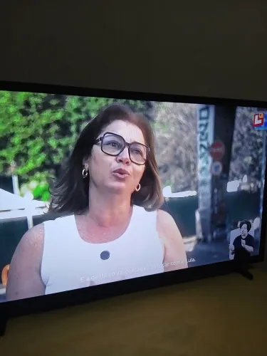 Vendo TV Samsung 32 Polegadas, Semi Nova