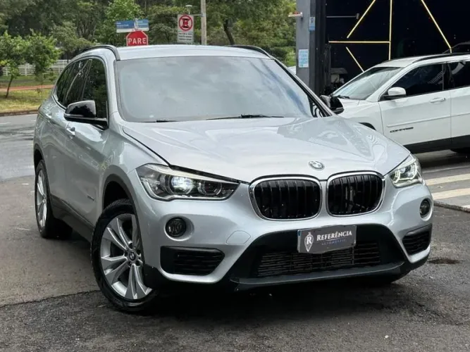 BMW X1 Sdrive 20I X-line 2.0 TB Active Flex 2017