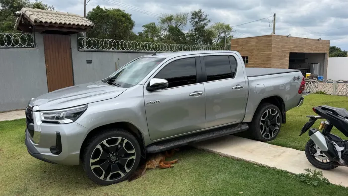 Toyota Hilux CD SRX 4X4 2.8 TDI 16V Diesel Aut. 2021