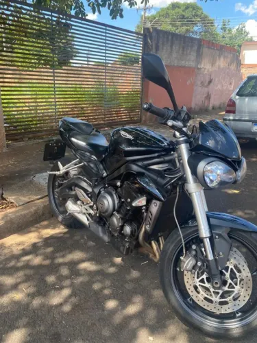 Vendo moto Street triple 765 a 2018