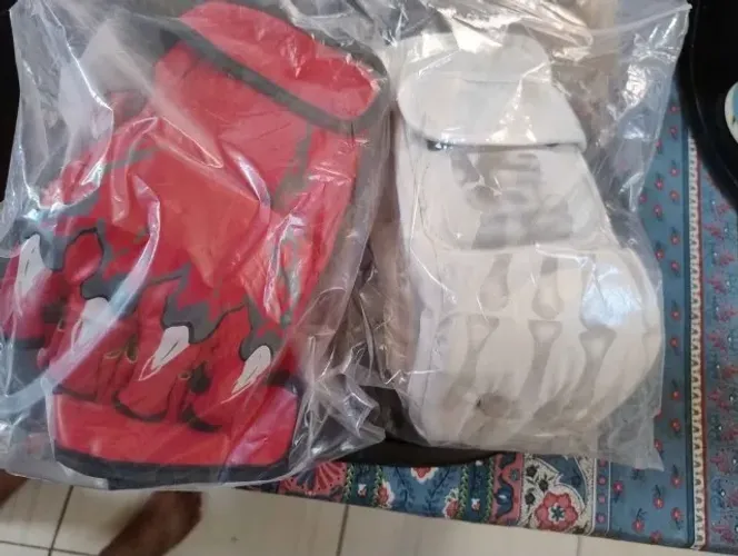  Par de luvas vermelho ou branco de MMA, muay thai