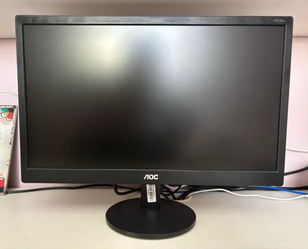 Monitor AOC 18.5" com LED HD e HDMI