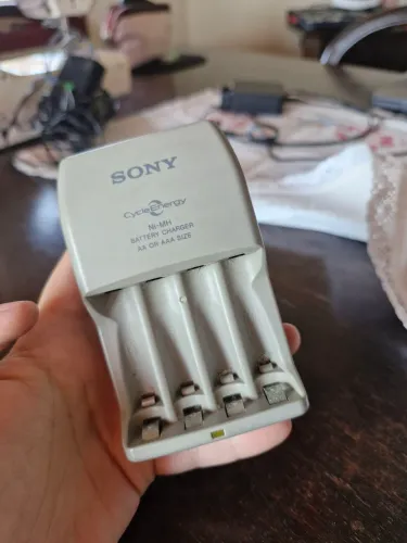 Carregador pilha sony original Ni-MH BCG-34HLD