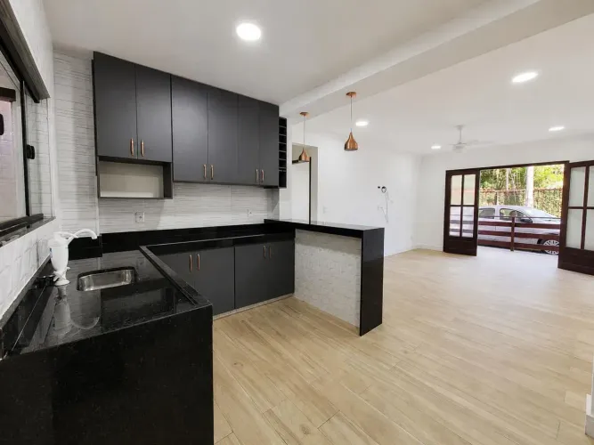 ALUGO APARTAMENTO EM ANGRA DOS REIS - CAMORIM GRANDE
