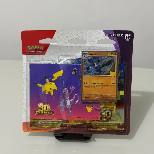 Blister Triplo Coleção 30 anos Pokemon TCG Promo do Lucario