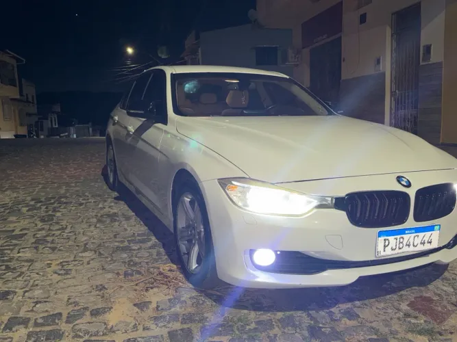 BMW 320I A 2.0 Turbo/activeflex 16V 184cv 4P 2015